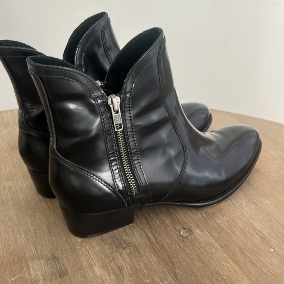 Seychelles Lucky Penny Patent Leather Booties Black Size 8 - Picture 6 of 16